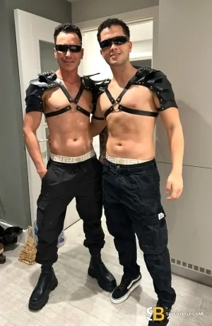 Gay Escort Hot Couple 24yr - blowjob