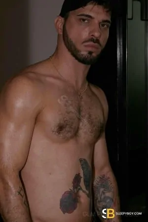 Bisexual Escort Andrewco 30yr - trios