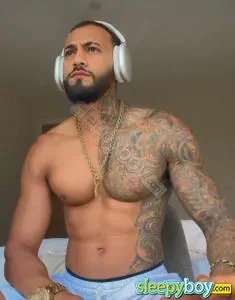 male rent boy Ealing Fredsalazar Big Dick Xxl 9.5