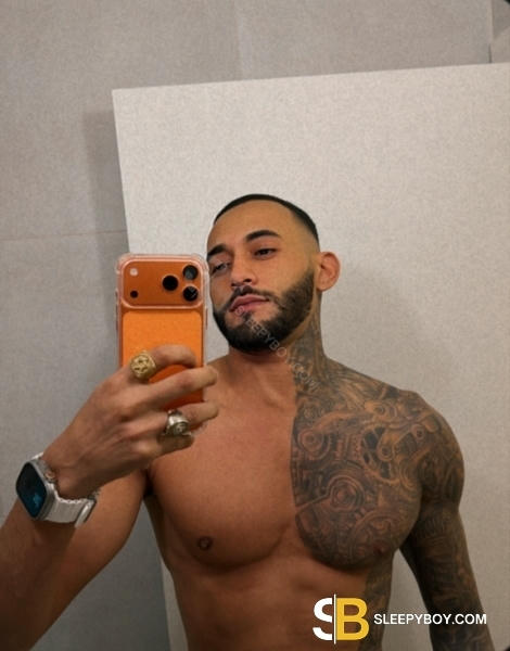 male rent boy Cardiff Fredsalazar Big Dick Xxl 9.5