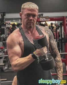 male escort Cradley Heath Xxlmusclehung