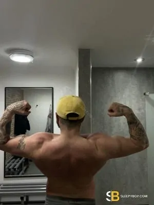 Bisexual Escort Michael 33yr - sucking