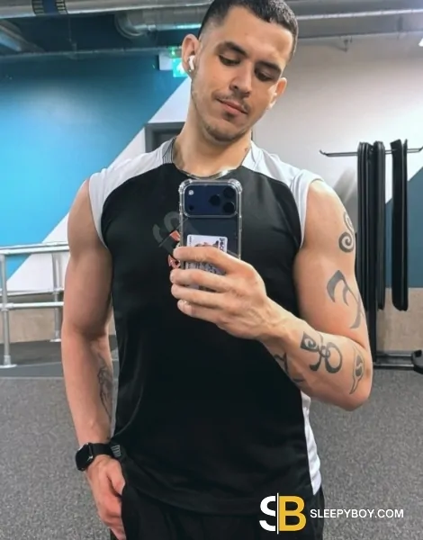 male escort Hackney Lucas Breno