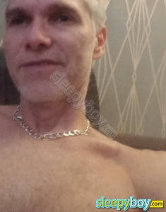 male rent boy London Mariozan