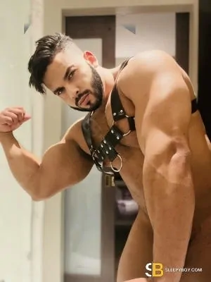 Bisexual Escort Jhonnbrasil 28yr - double penetration