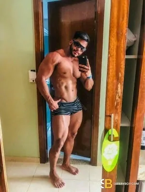 Bisexual Escort Jhonnbrasil 29yr - double penetration