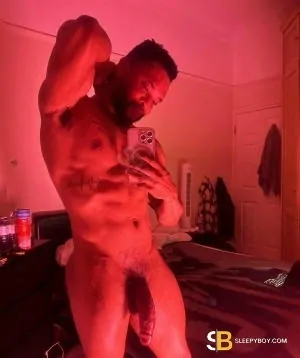 Gay Escort Alex 29yr - licking