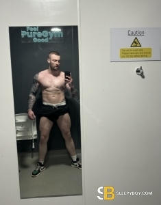 male rent boy Manchester Justin Xl British Verse