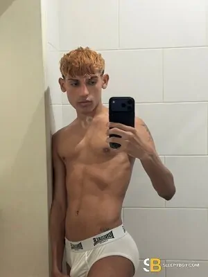 Gay Escort Gustavo 20yr - trios