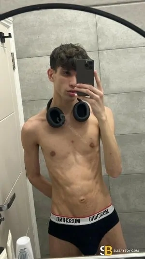 Gay Escort Henrique 21yr - always safe sex