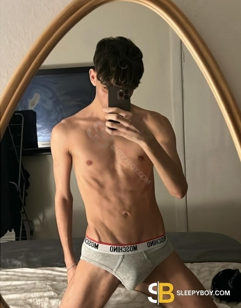 male escort Paddington Henrique