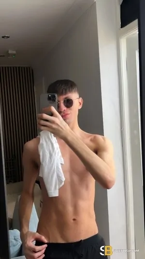 Gay Escort Rick 21yr - always safe sex