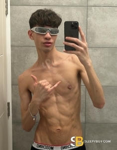 male escort London Henrique