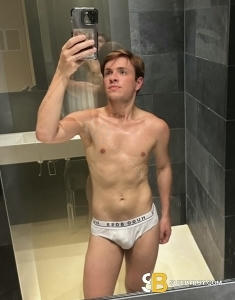 male rent boy Paddington Luca