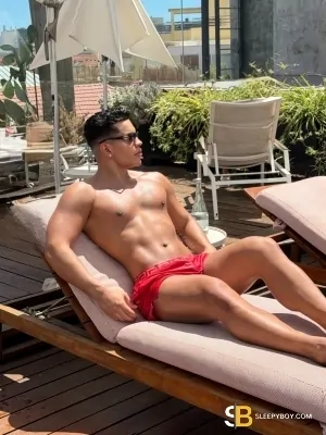 Gay Escort Jhon Young 24yr - exhibitionist
