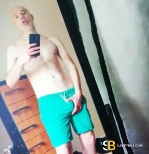 Gay Escort Matthew 40yr - sucking