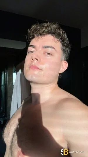 Gay Escort Mat 25yr - trio m/m