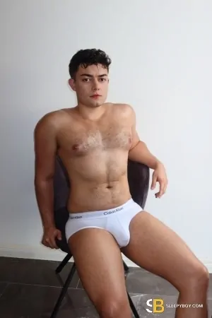 Gay Escort Vipmatt 25yr - groups