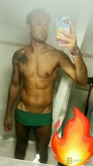 Gay Escort Danny 28yr - sucking