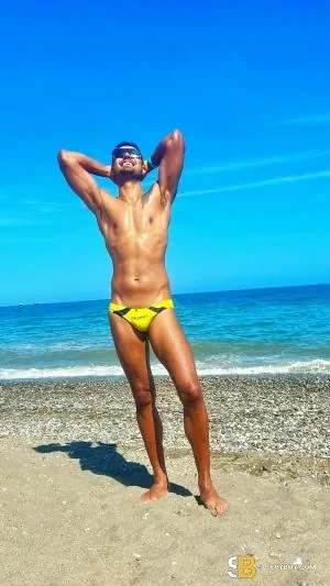 Gay Escort Danny 29yr - licking