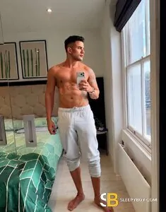 male escort London 23cm Xxl Brazilian