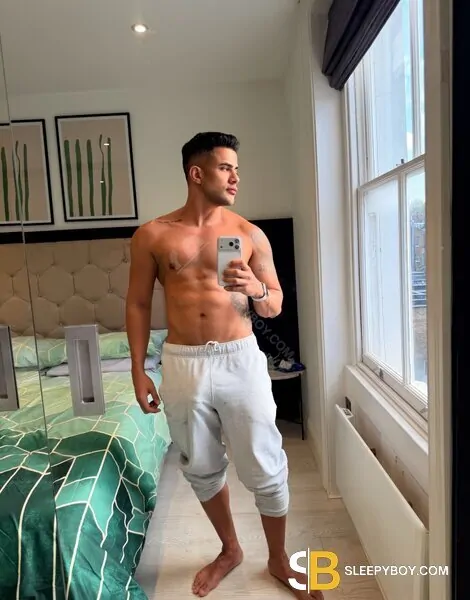 male escort London 23cm Xxl Brazilian