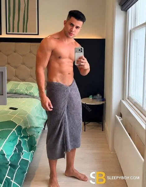male escort London 23cm Xxl Brazilian