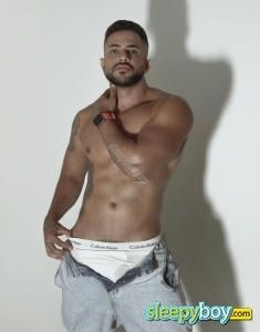male escort Bayswater Topbrazilxxl