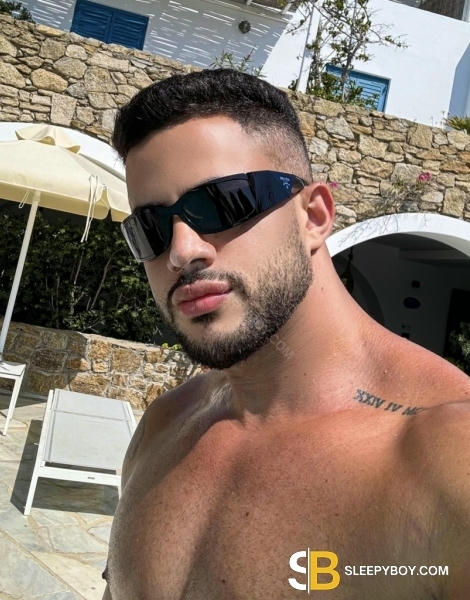 male escort Bayswater Xxl 10inches Brazilian