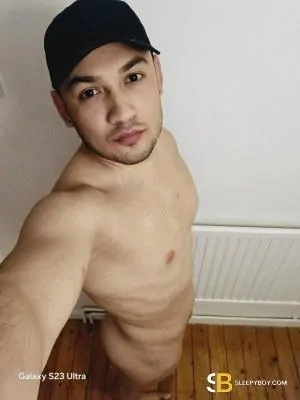 Gay Escort Leo 26yr - sucking