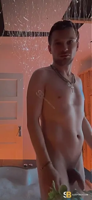 Gay Escort Travis 27yr - sucking