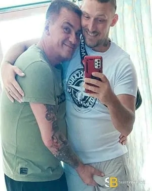 Gay Escort Aaron 34yr - masseur