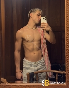 male rent boy Manchester Henry Twink