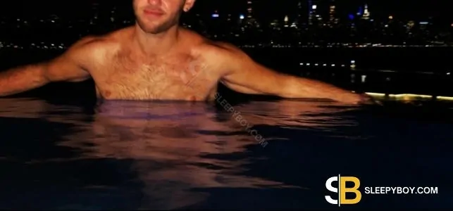 Bisexual Escort Tarquin Ftm 28yr - licking