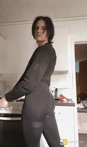 Bisexual Escort Kam 25yr - role