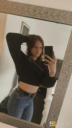 Bisexual Escort Kam 26yr - double penetration