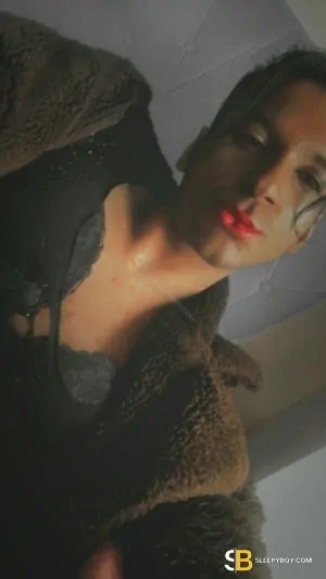 Gay Escort Omi 26yr - dirty talk