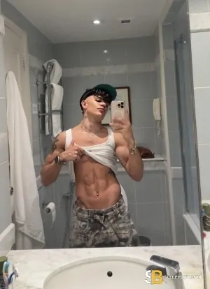 Gay Escort Luan 21yr - double penetration