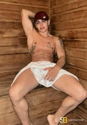 Gay Escort Luan 22yr - double penetration
