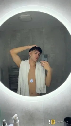 Bisexual Escort Yuri Twink Brazilian 20yr - trios