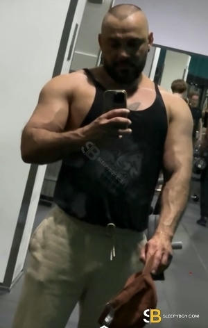 Bisexual Escort Andreas 36yr - exhibitionist