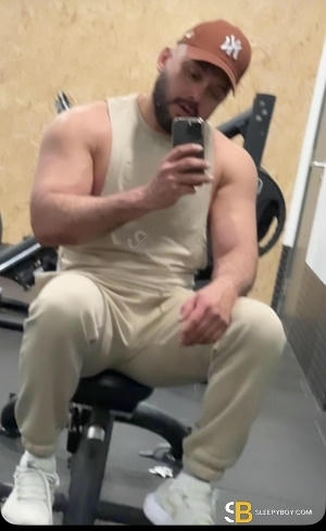 Bisexual Escort Andreas 36yr - exhibitionist