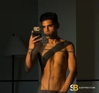 Gay Escort Julian 24yr - double penetration