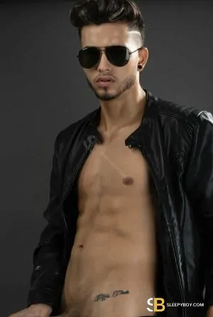 Bisexual Escort Cossiovip 23yr - role