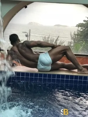 Bisexual Escort Jhony-xxl 29yr - tickling