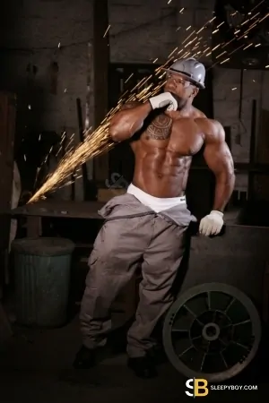 Bisexual Escort Jhony-xxl 29yr - swing