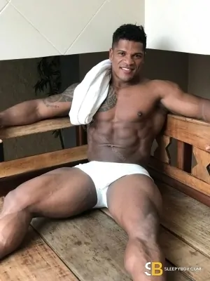 Bisexual Escort Jhony-xxl 29yr - cum eating