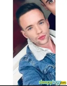 male rent boy Angel Ryan🇬🇧islington📍outcallonly