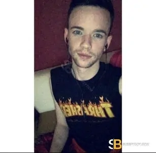 Gay Escort Ryan Young 30yr - role