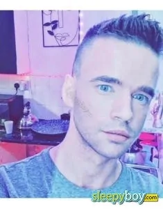 male rent boy Angel Ryan 🇬🇧 London📍outcallonly